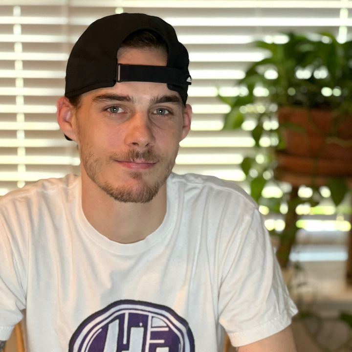 Profile Picture of Travis Hudgins (@hudginshuddle) on Tiktok