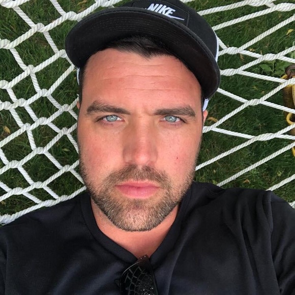 Profile Picture of Michael Minnings (@michaelminnings) on Poshmark