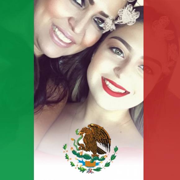 Profile Picture of Lorena Zaragoza (@lore44) on Poshmark