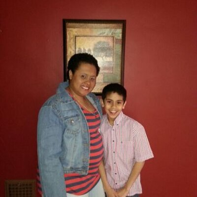 Profile Picture of Gloria Caraballo (@caraballo734) on Twitter