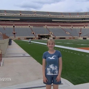 Profile Picture of Dori Kaiser (@doglover814) on Myspace