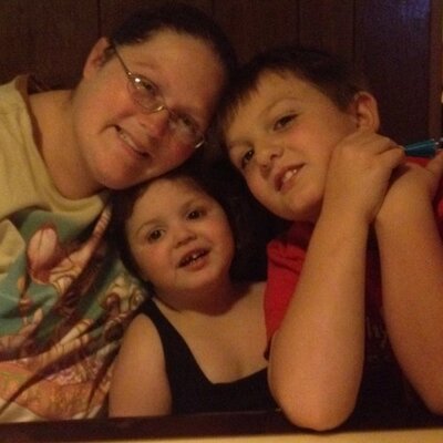 Profile Picture of Aimee (@AimeeSeal) on Twitter