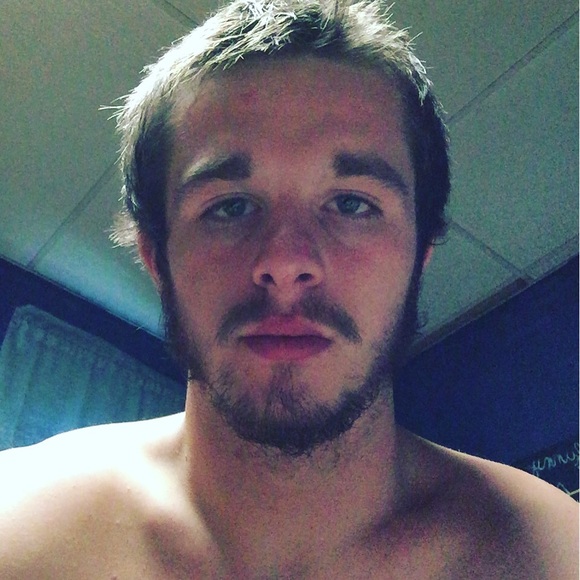 Profile Picture of Jesse Rice (@jesse1529) on Poshmark