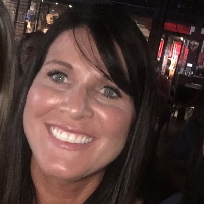 Profile Picture of Kelli Mendenhall Akers (@AkersMendenhall) on Twitter