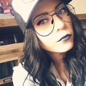 Profile Picture of Amanda Bressette (@amandasky93) on Pinterest
