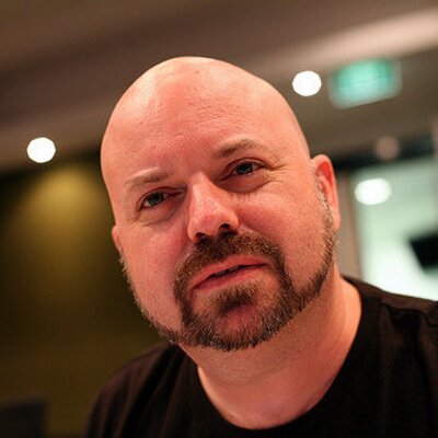 Profile Picture of Andrew Parsons (@MrAndyPuppy) on Twitter