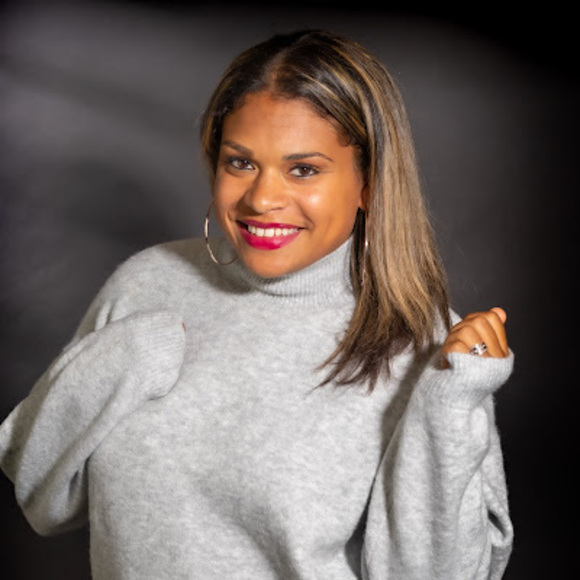 Profile Picture of Ashley Botts (@abotts20) on Poshmark