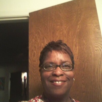 Profile Picture of Sharon Gipson (@sharongip) on Twitter