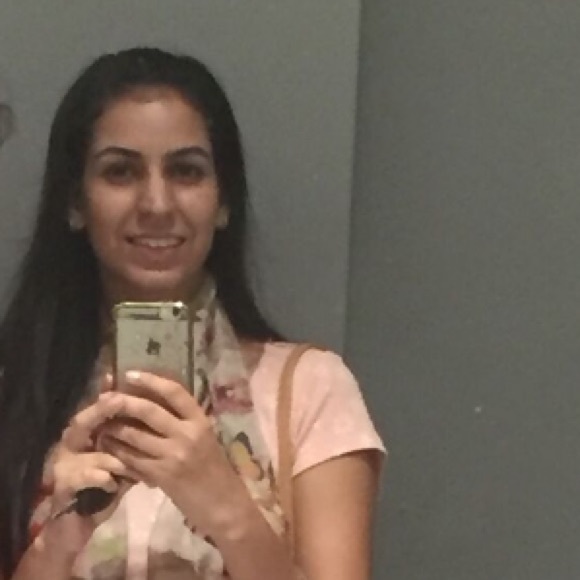 Profile Picture of Jashan Kaur (@jshnd) on Poshmark