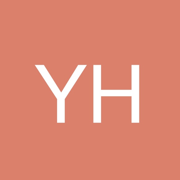 Profile Picture of Yolanda Harper (@yolie612) on Poshmark
