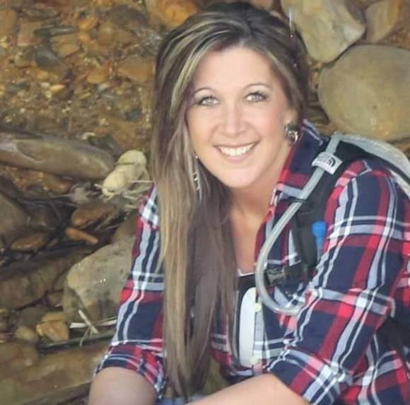 Profile Picture of Tiffany Manwaring (@tjmanwaring) on Poshmark