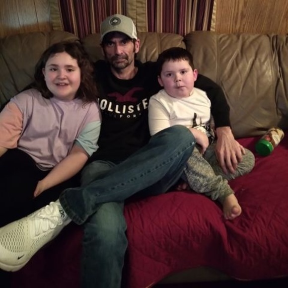 Profile Picture of Dustin Barnes (@dustinbarnes207) on Poshmark