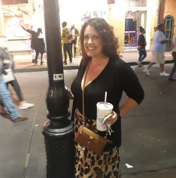 Profile Picture of Danielle Pedersen (@dgutreuter) on Poshmark