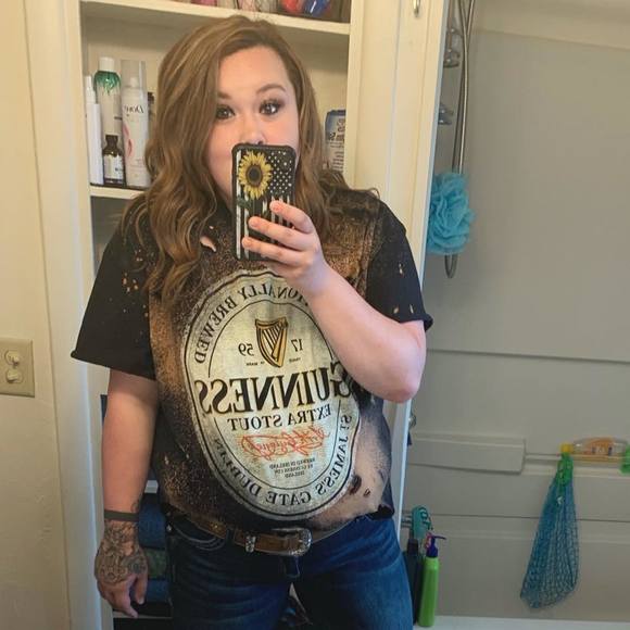 Profile Picture of Mckenna Simones (@mckennasimones1) on Poshmark