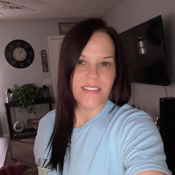 Profile Picture of Roberta Pate (@robertapate1280) on Poshmark