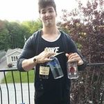 Profile Picture of Raphael Nadeau-Jolin (@nadeaujolin) on Instagram