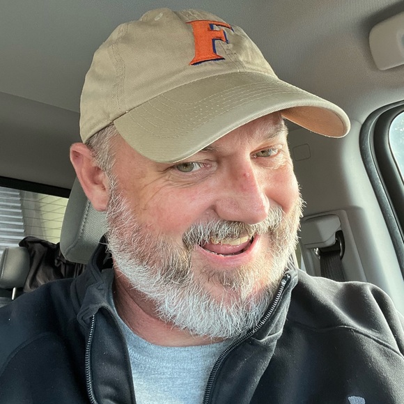 Profile Picture of Charles Mackey (@lagatorfan) on Poshmark