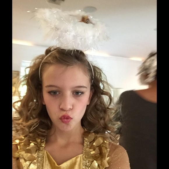 Profile Picture of Heidi Schneider (@heidijune7050) on Poshmark