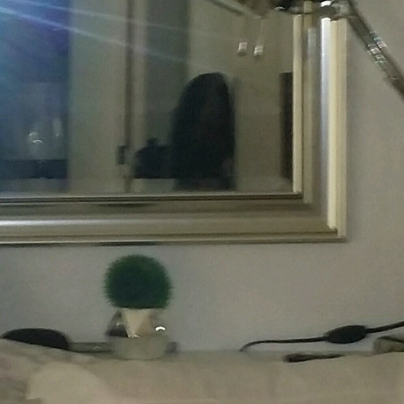 Profile Picture of Victoria Frieson (@vickki1983) on Poshmark