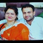 Profile Picture of Anita Dixit (@anita.dixit.3914) on Instagram