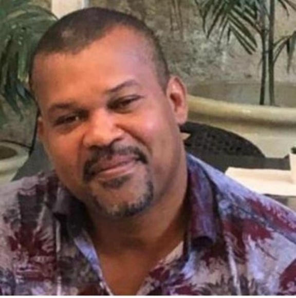 Profile Picture of Ralph Larionne (@larionner) on Poshmark