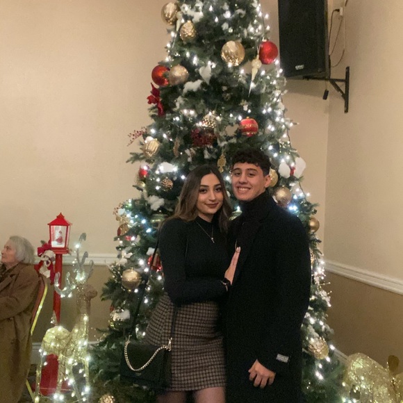 Profile Picture of Chris Jajou (@chrisjajou00) on Poshmark