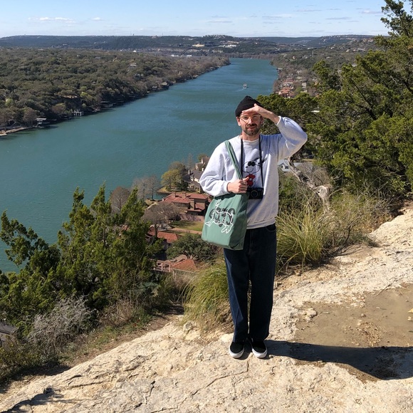 Profile Picture of Christopher Vigue (@chrisvigue) on Poshmark