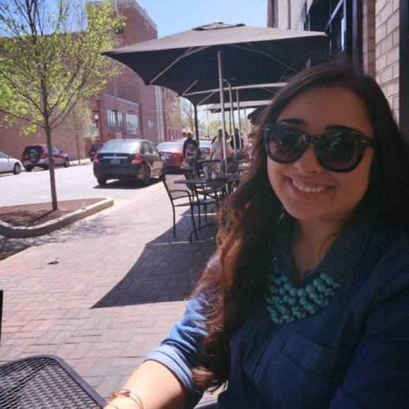 Profile Picture of Samantha Humkey (@scorlee96) on Poshmark