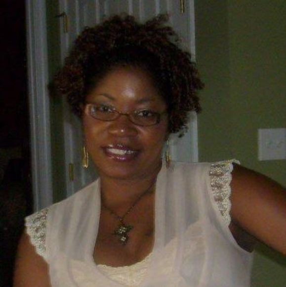 Profile Picture of Ivy Wallace (@ivy_wallace1) on Poshmark