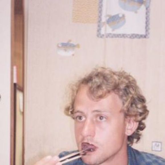 Profile Picture of Alex Rossing (@alrossing) on Poshmark