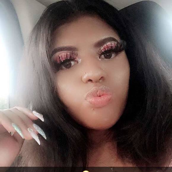 Profile Picture of Isäbellä Pästränä (@isabellacuty) on Poshmark