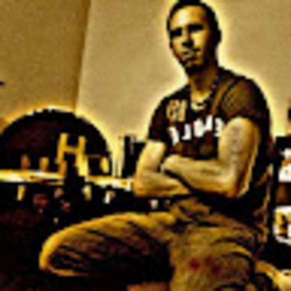 Profile Picture of Jon Fink (@jayflier1) on Poshmark