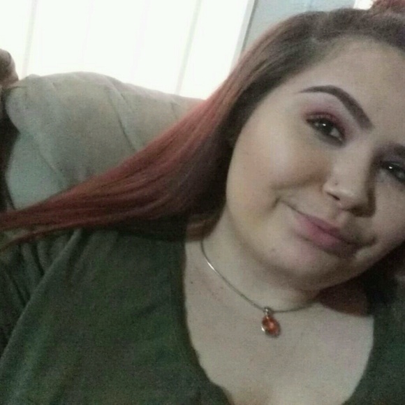 Profile Picture of Kayleen Schleeter (@k_schleeter) on Poshmark