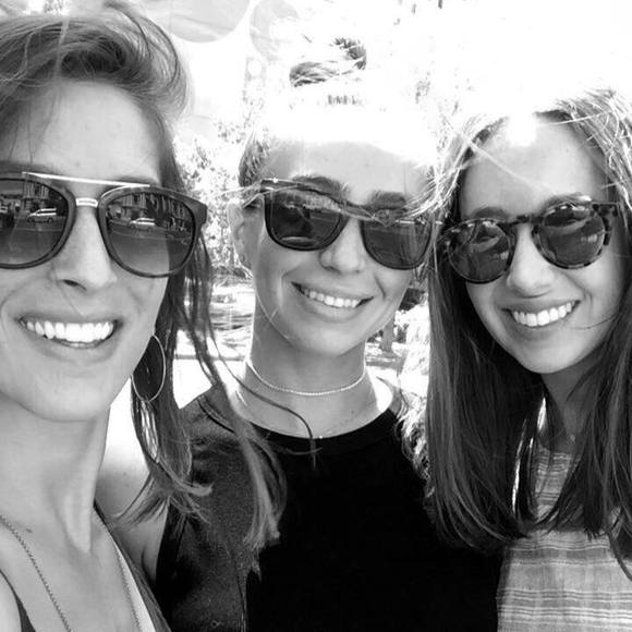 Profile Picture of Allie Dippolito (@07dippolito) on Poshmark