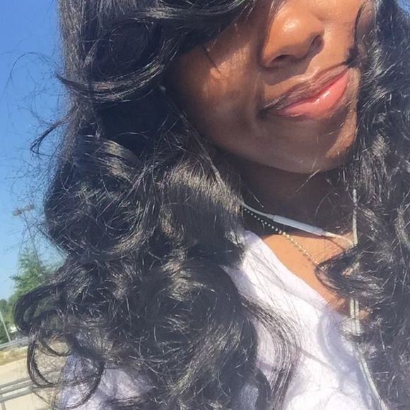 Profile Picture of Shauniece Perrin (@shauniecep) on Poshmark