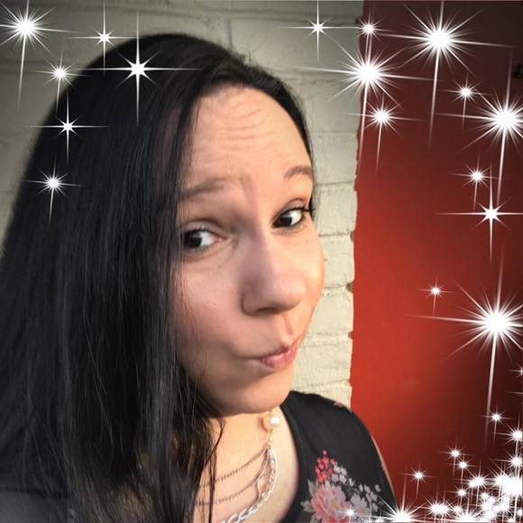 Profile Picture of Jody Agosta (@jodybug214) on Poshmark