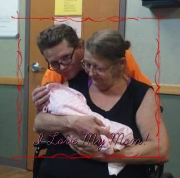 Profile Picture of Travis Dilley (@dillberg_7) on Poshmark