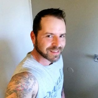 Profile Picture of Jeff Riddle (@JeffRiddle18) on Twitter