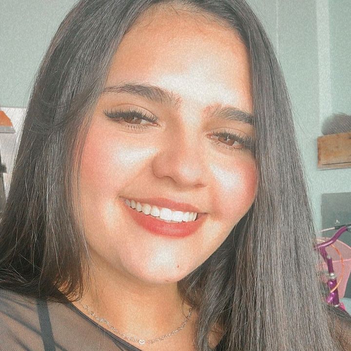 Profile Picture of Paula Bento (@paulabento6) on Tiktok