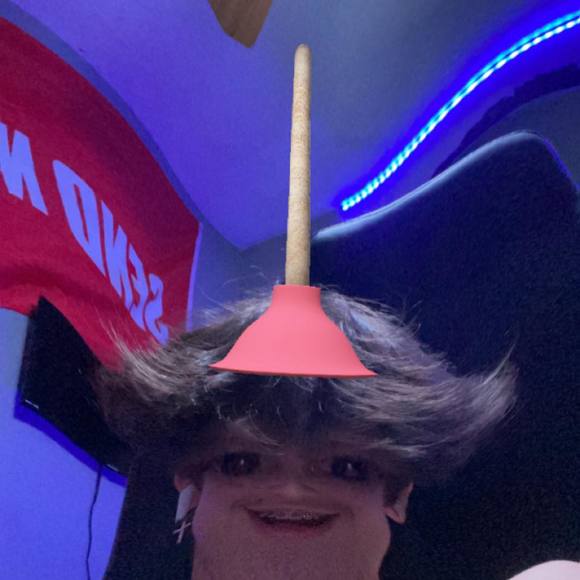 Profile Picture of Mikey Chiappalone (@mikesnipe7) on Poshmark