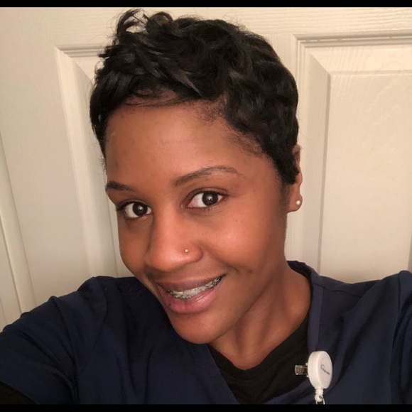 Profile Picture of Atiya Paul (@apaul81) on Poshmark