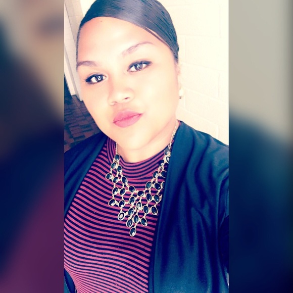 Profile Picture of Mele Tautuiaki (@mary_mels) on Poshmark