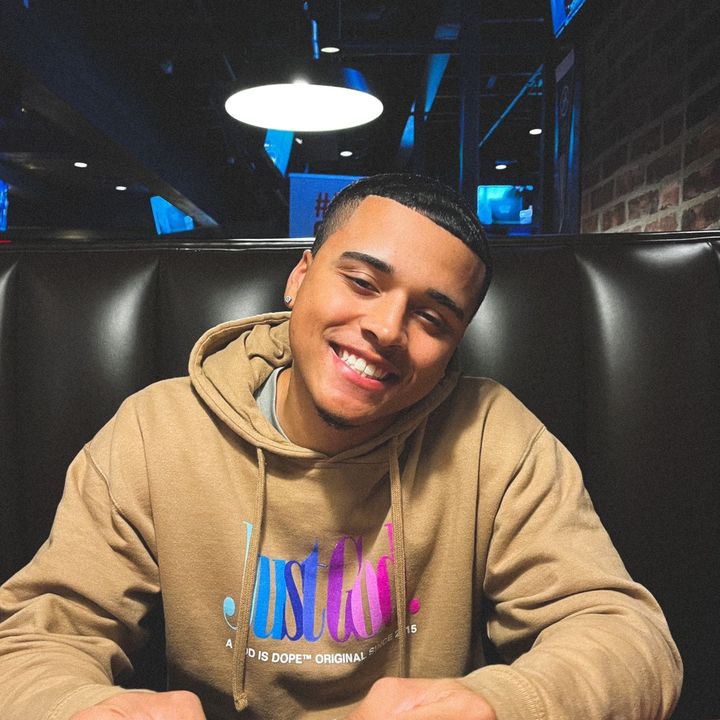 Profile Picture of Michael Berger 🏀 (@@mjb.23) on Tiktok