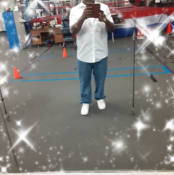 Profile Picture of Hamn Hamn (@hamnhamn) on Poshmark