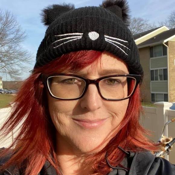 Profile Picture of Janet Cunningham (@jauka) on Poshmark