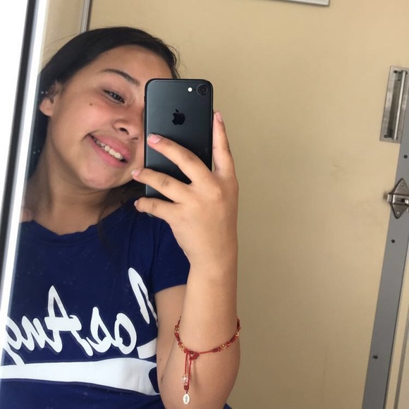 Profile Picture of Mariana Ramirez (@itz_mariana1) on Poshmark