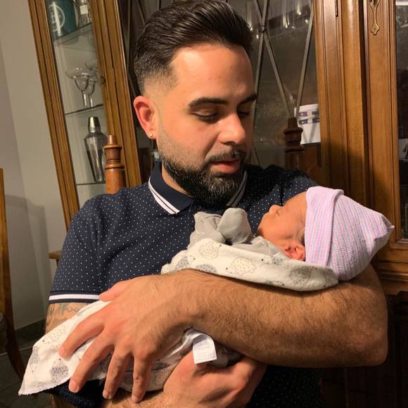 Profile Picture of Paulo De abreu (@deabreu_paulo) on Poshmark