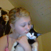 Profile Picture of Hailey Mitchell (@Haileyisamazingful) on Youtube