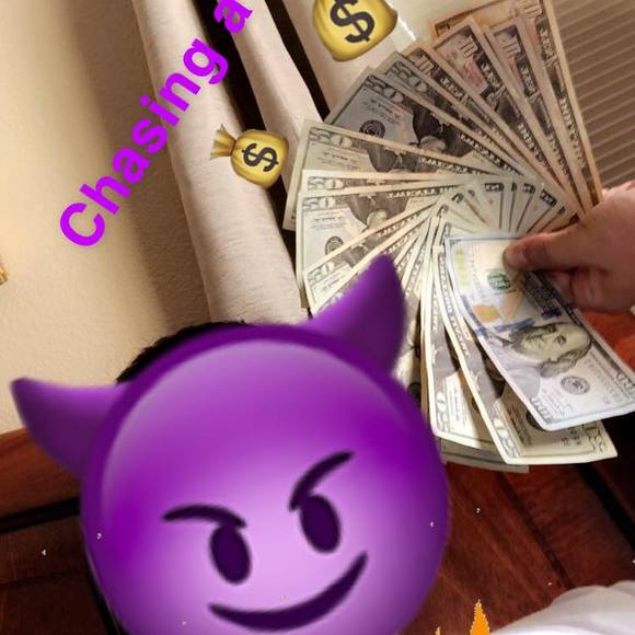 Profile Picture of Kevin Marin (@kevinmarin140) on Poshmark