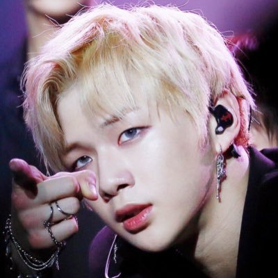 Profile Picture of Mandy 🍑 Kang Daniel (@SunshineDanik) on Twitter